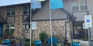 Regis Square Gallery 2