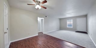 Pelican Pointe Gallery 11