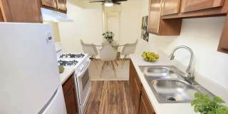 Breton Court Gallery 27