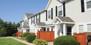 Lakeview Townhomes at Fox Valley Gallery 18