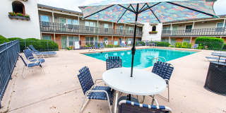 Courtyard on Main Gallery 18