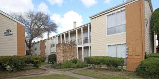 The Vintage Gallery 17