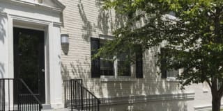 Eaton Square at Arlington Ridge Gallery 20