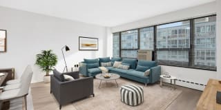 350 West Oakdale Gallery 5