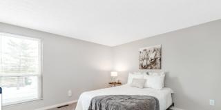 Worthington Commons Gallery 4