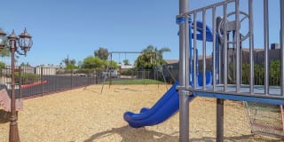 Seventeen 805 Gallery 21