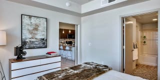 The Curve at Melrose Gallery 12