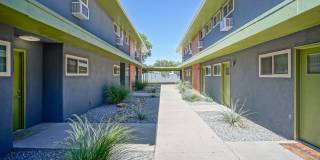 THE Q AT UPTOWN Gallery 37