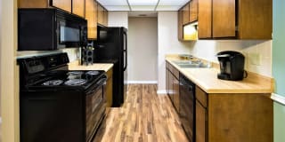 Cross Creek Gallery 4