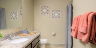 Uptown East Gallery 19