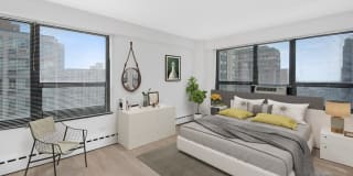 350 West Oakdale Gallery 7