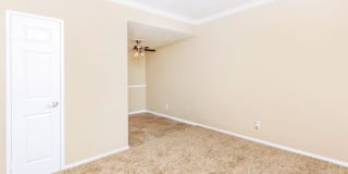 Senior Housing - Heritage Park at Alta Loma Gallery 15