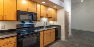 Petersburg ArtistSpace Lofts Gallery 18