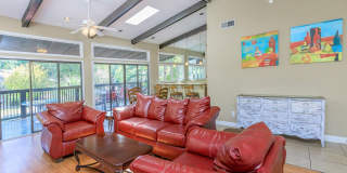 Hampton Place Luxury Apartment Gallery 7