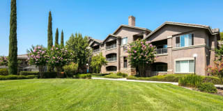 Miramonte and Trovas Apartments Gallery 19