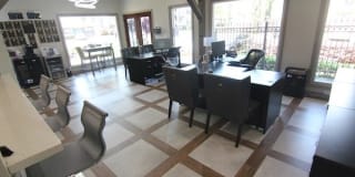 Towne Lake Apartments Gallery 8