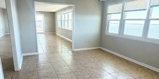 River Road Apartments Gallery 16