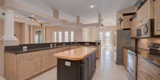 638 Parkdale Boulevard Gallery 8