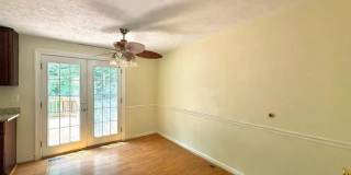 8112 PARKDALE Court Gallery 5