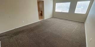 3 Bedroom 2 1/2 Bathroom w/Den & Loft Gallery 6