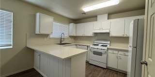 2460 Lakeside Drive Gallery 6