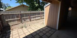 NW Condo Near Shopping Center Available Now! Gallery 26