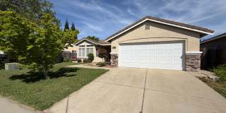 Lovely Three Bedroom Home Gallery 1