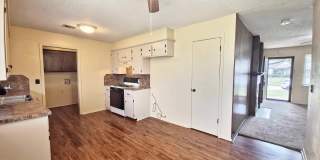 Incredible 3 Bed in Edmond Gallery 9