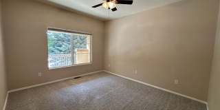 2 Bed, 2 Bath in Courtyard Estates! Gallery 13