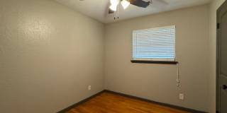 421 NW 57th St - AVAILABLE NOW! Gallery 10