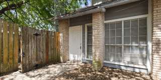 Spacious 3-Bedroom Fourplex with Private Backyard – Water & Lawn Service Included Gallery 1