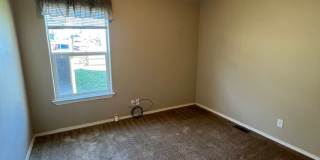 Beautiful Newer Home Gallery 8