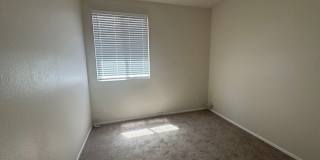 15535 CAROLINE STREET, FONTANA - (3 BED / 2 BATH) Gallery 11