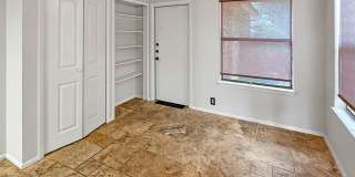 3-Bedroom Home in Blanco Woods with Community Pool + Prime Location Gallery 8