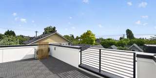 Modern 1-Year-Old Home in Central District w/ Private Rooftop Deck, Lower-Level Private Suite & Multi-Zone A/C Gallery 32