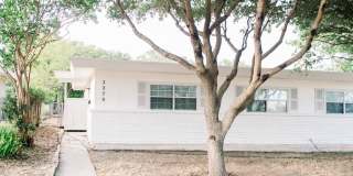 1379 Oblate Dr Gallery 3