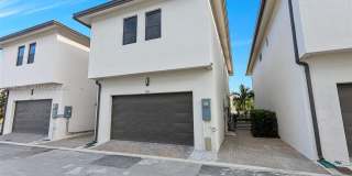 8225 NW 43rd St Gallery 28