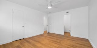 2620 West Aurora Street - 1 Gallery 17