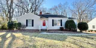 Spacious 4 Bedroom Located in Garden Homes Gallery 1