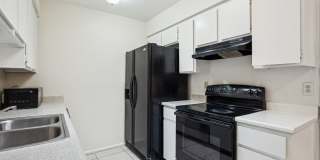 Well Appointed 2 bedroom 2 bathroom available March 15th!!! Close to all the amenities of Westgate Center!!!  Great Location and property, tile throughout!!! Gallery 15