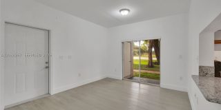 2421 NW 96th Ter Gallery 6