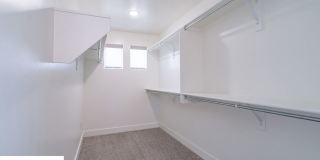 Private 4 Bedroom Corner Unit Gallery 65