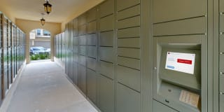 Avino Gallery 21
