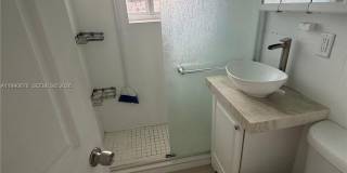 12210 NE 14th Ave Gallery 7