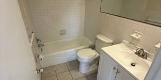 Updated 1 Bedroom Apartment Near the Beach – First Floor – Cats Welcome! Gallery 22