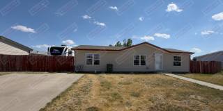 Single family home with huge yard Gallery 1