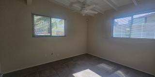 Adorable 2 bed 1 bath Gallery 14