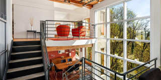 Architectural Seattle Masterpiece with Panoramic Water Views Gallery 13
