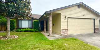 Desirable Paris Park Home!! 55+ Community Gallery 3