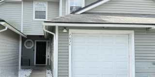 Peaceful Townhome in Fort Caroline with Fully Fenced Backyard Gallery 1